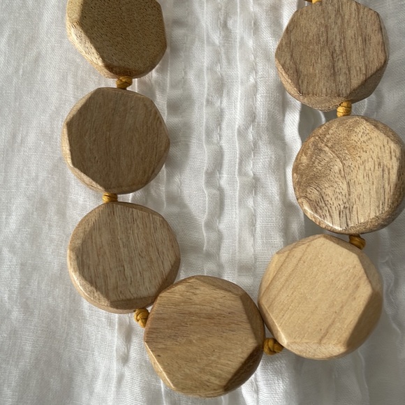 Necklace - Picture 2 of 4